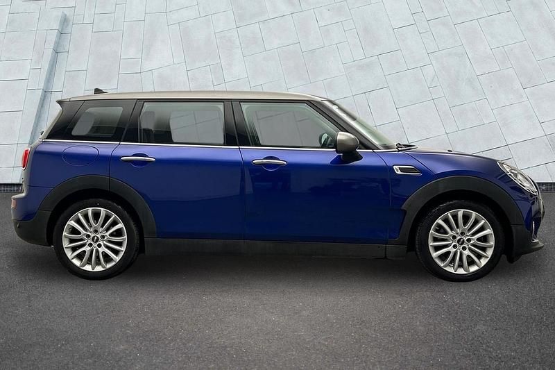 Used Mini Cooper D Clubman 148 HP (108 kW) 2018 Blue Estate