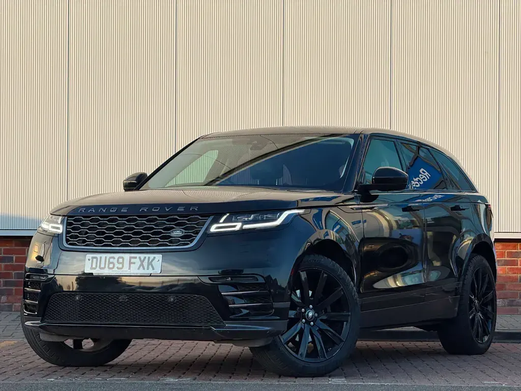 Used Land Rover Range Rover Velar SE Dynamic 2019 Black SUV