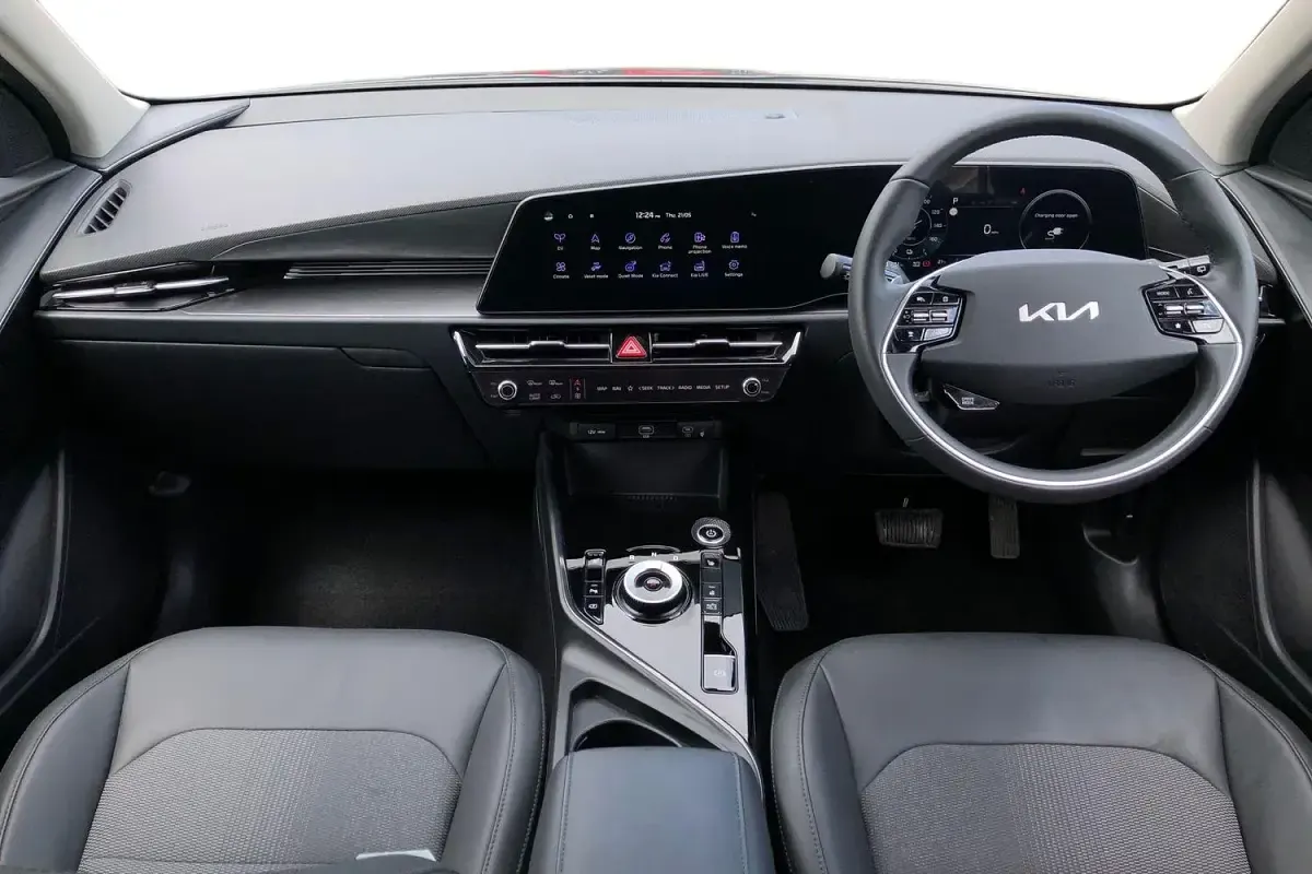 Used Kia Niro 150 kW (204 HP) 2024 Grey SUV