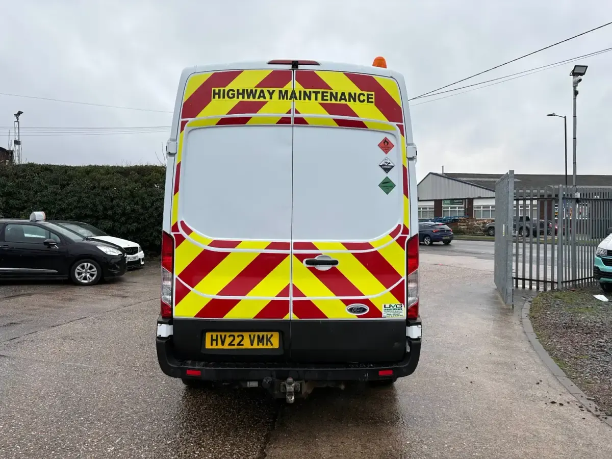Used Ford Transit Trend 130 HP (95 kW) 2022 White Van