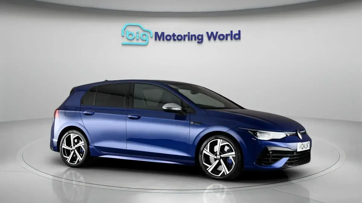Used VW Golf VIII R 320 HP (235 kW) 2024 Hatchback