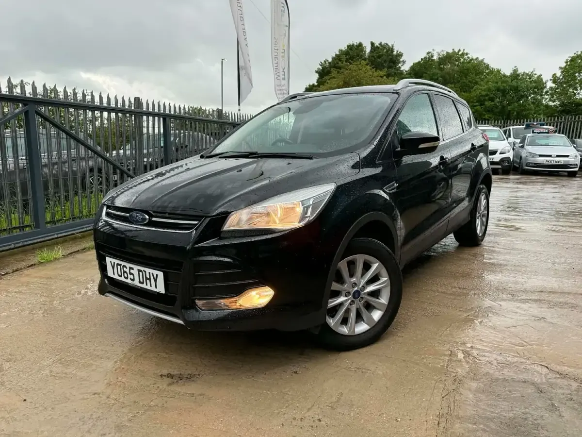Used Ford Kuga Titanium 150 HP (110 kW) 2016 Black SUV