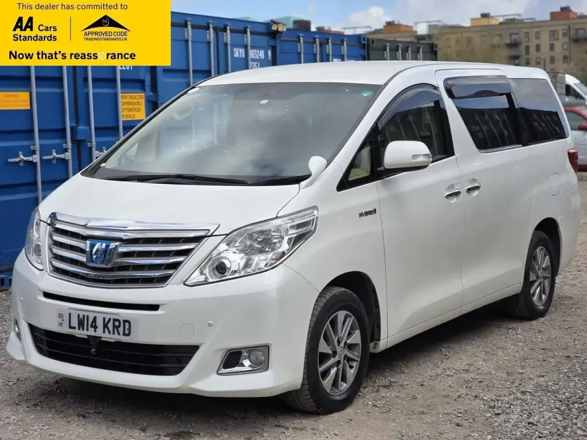 Usado Toyota Alphard 2014 Branco Monovolume