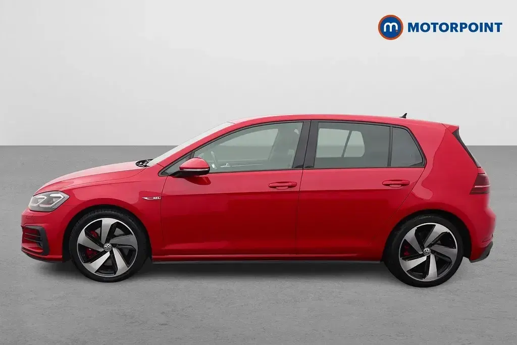 Begagnad VW Golf VII GTI 2019 Röd Halvkombi