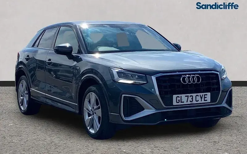Gebraucht Audi Q2 S-Line 110 PS (80 kW) 2024 SUV