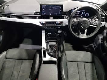 Used Audi A4 S-Line 150 HP (110 kW) 2022 Black Estate