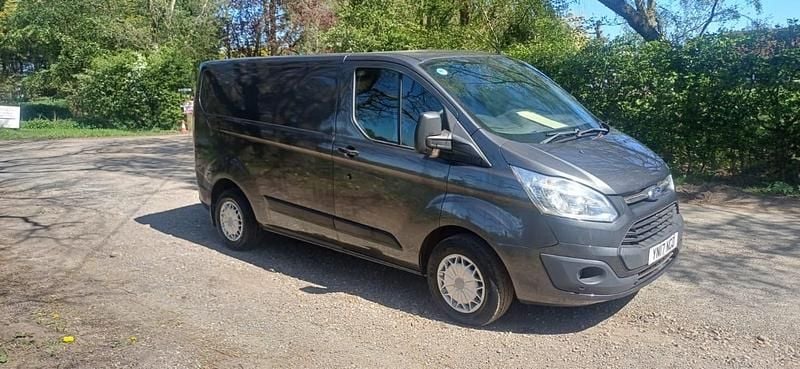Usado Ford Transit Custom Trend 130 HP (95 kW) 2017 Cinzento Van