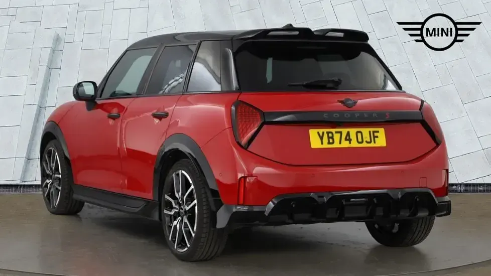 Used Mini Cooper S Hatch 201 HP (147 kW) 2024 Red Hatchback