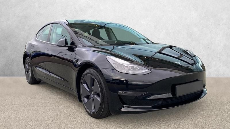 Black Used 2022 Tesla Model 3 Long Range AWD Sedan | £20,995 (Fair price) - Image 1/4