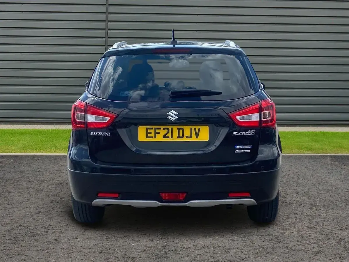 Used Suzuki SX4 S-Cross SZ5 129 HP (94 kW) 2021 Black SUV