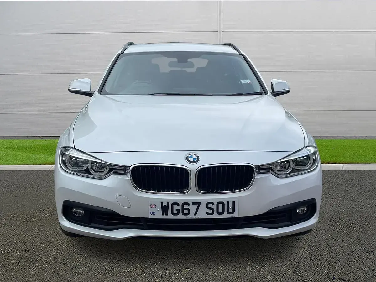 Used BMW 320 Comfort Edition 2017 White Estate