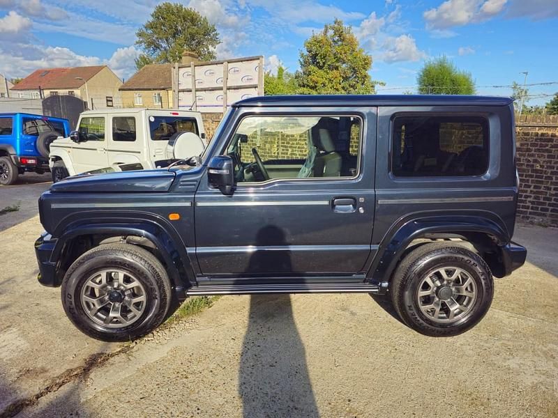 Used Suzuki Jimny SZ5 101 HP (74 kW) 2023 Black SUV