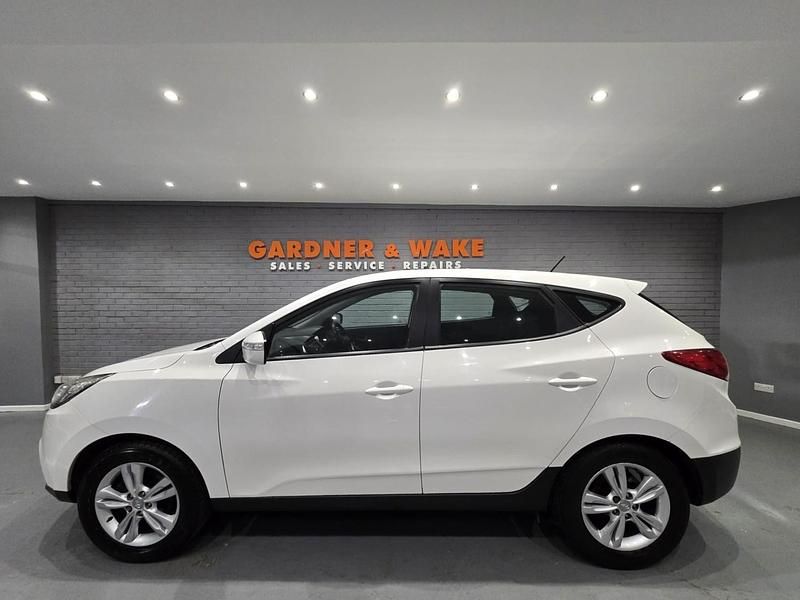 Used Hyundai ix35 Style 135 HP (99 kW) 2012 White SUV