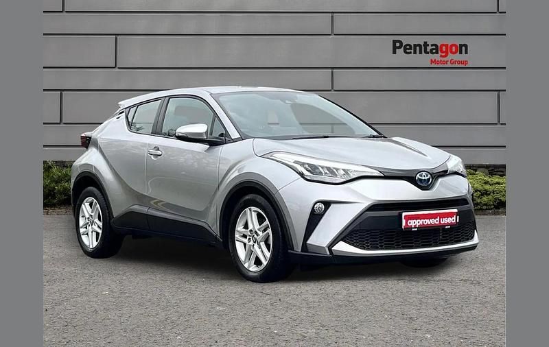 Used Toyota C-HR 120 HP (88 kW) 2023 Silver SUV