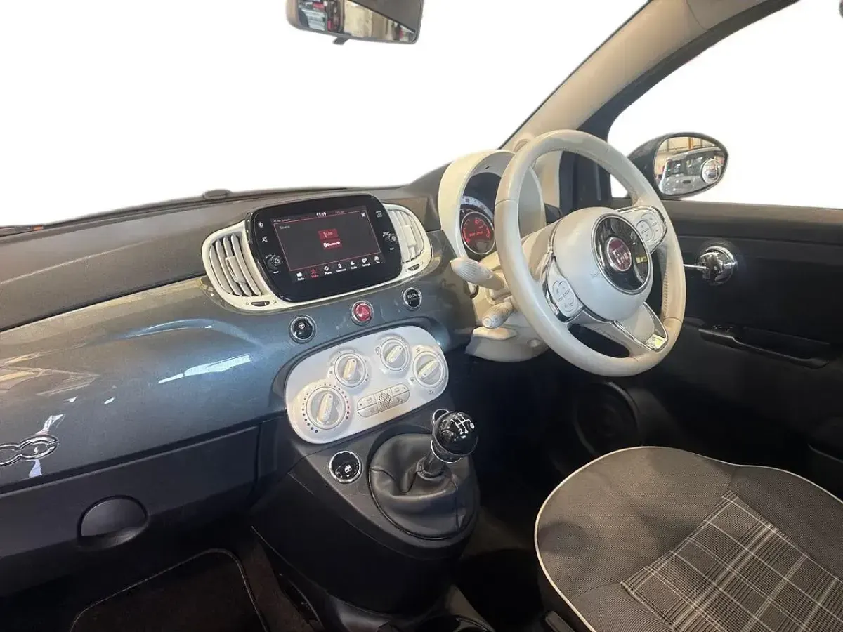 Gebraucht Fiat 500 Lounge 69 PS (50 kW) 2020 Grau Kleinwagen