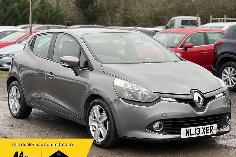 Used Renault Clio IV Expression+ 90 HP (66 kW) 2013 Grey Hatchback