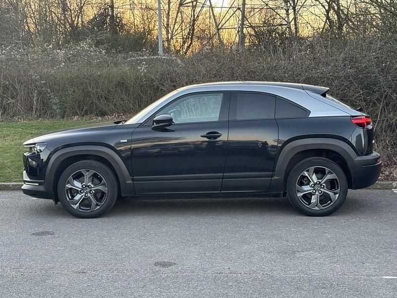 Usado Mazda MX30 Makoto 106 kW (145 HP) 2023 Preto SUV