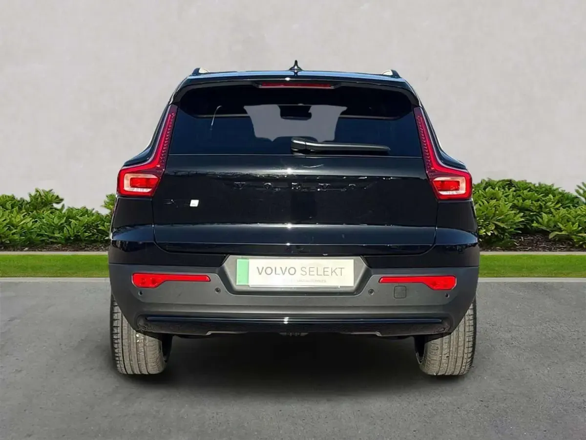 Usado Volvo EX40 Ultra 325 kW (442 HP) 2026 Preto SUV