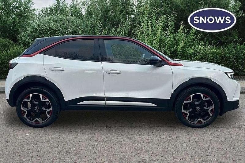 Used Vauxhall Mokka SRi 101 HP (74 kW) 2022 White SUV