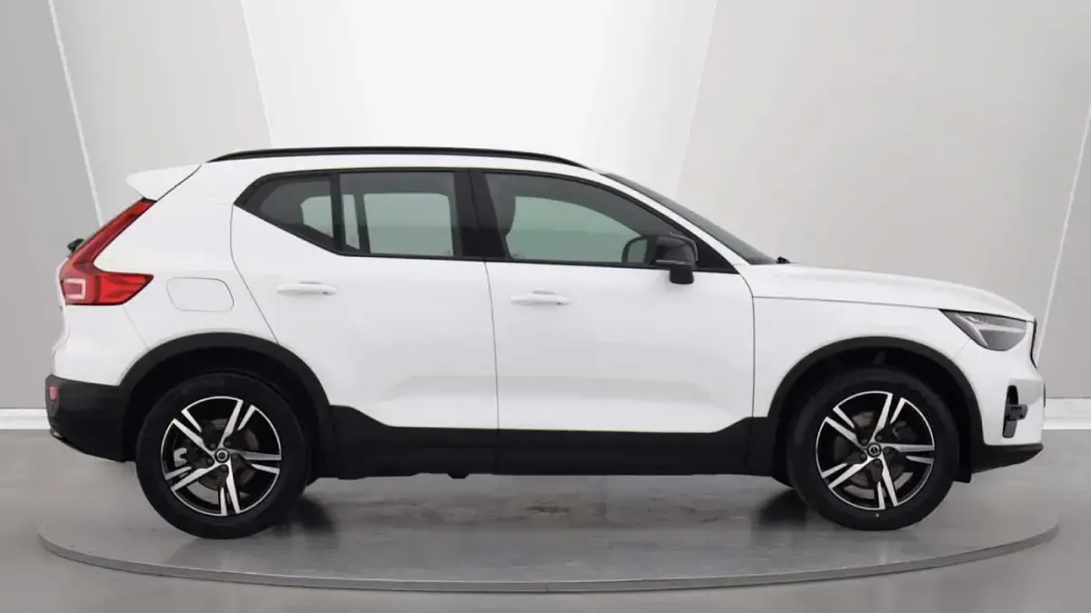 Used Volvo XC40 Plus 163 HP (119 kW) 2023 SUV