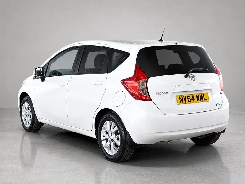 Used Nissan Note Acenta Premium 2015 White Hatchback