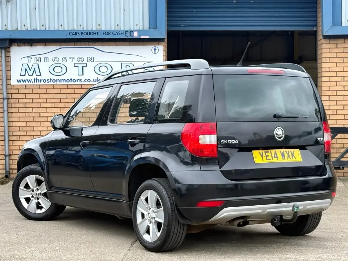Used Skoda Yeti 105 HP (77 kW) 2014 Black SUV
