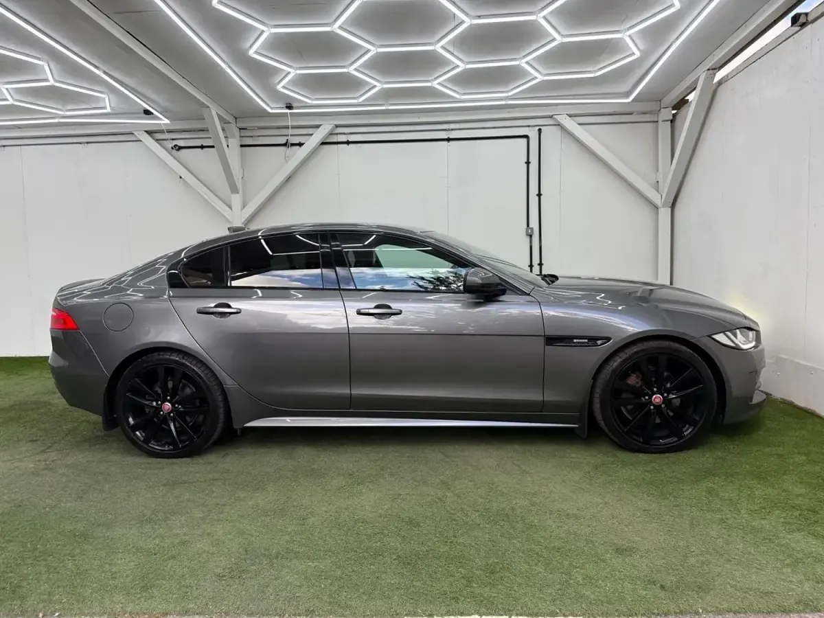 Used Jaguar XE R-Sport 180 HP (132 kW) 2017 Grey Sedan
