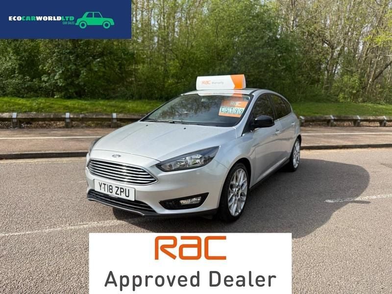 Used Ford Focus Zetec 125 HP (91 kW) 2018 Silver Hatchback