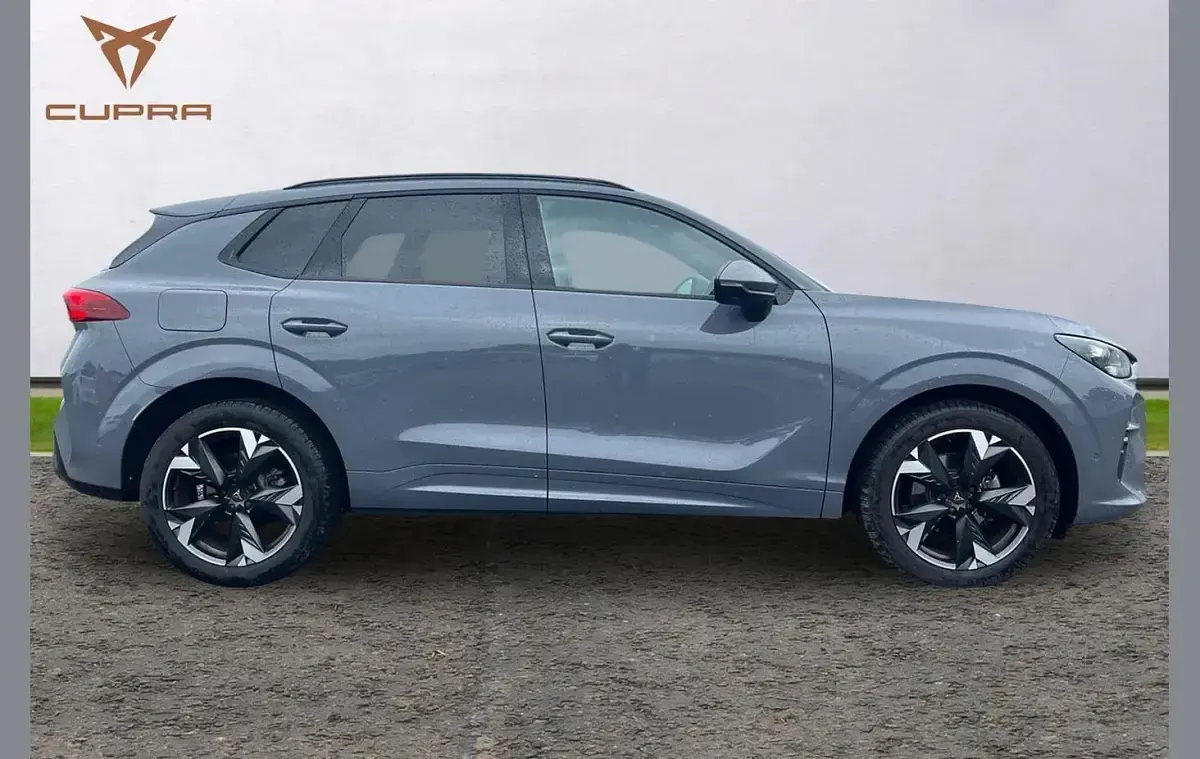 Usado Cupra Terramar 147 CV (108 kW) 2025 Gris SUV