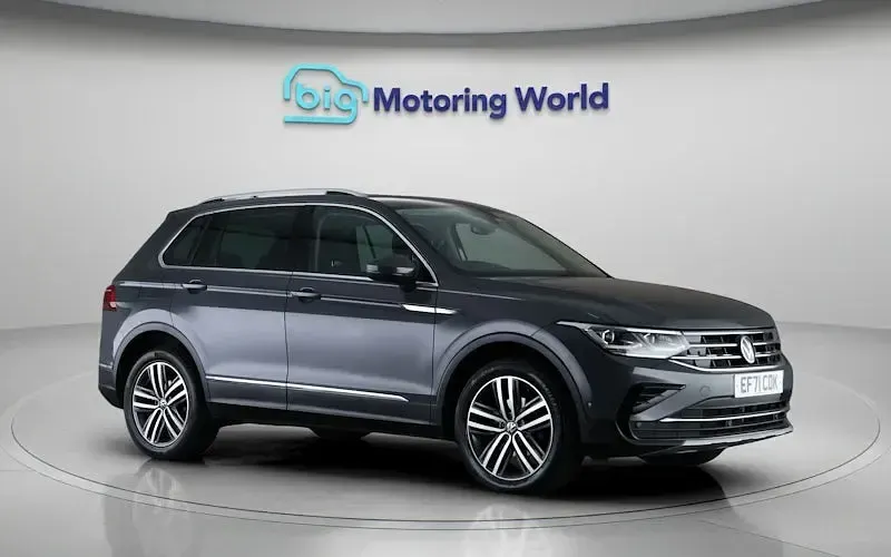 Used VW Tiguan Elegance 150 HP (110 kW) 2022 Grey SUV