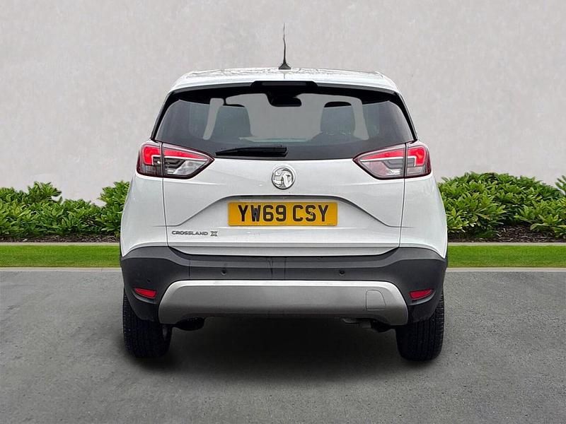 Used Vauxhall Crossland X Business Edition 130 HP (95 kW) 2020 White SUV