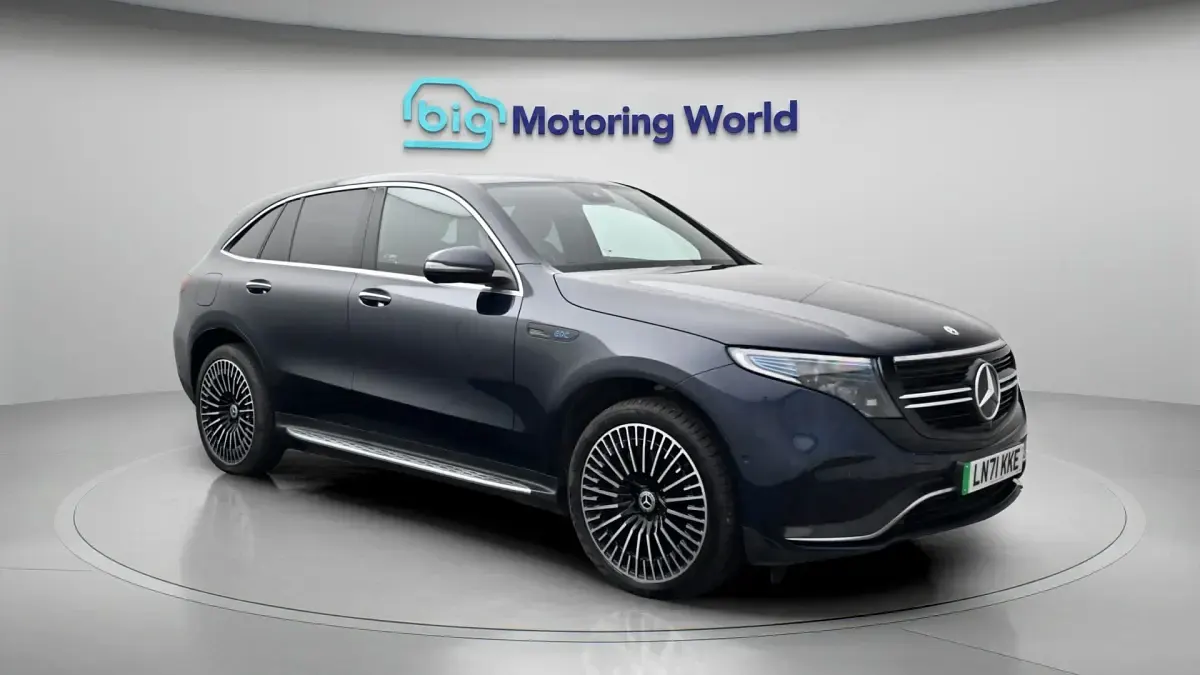 Usado Mercedes EQC400 AMG line 300 kW (408 HP) 2022 SUV