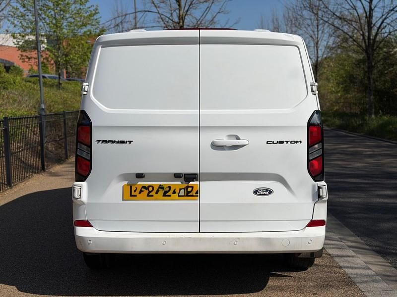 Used Ford Transit Custom Limited 136 HP (100 kW) 2024 White Van