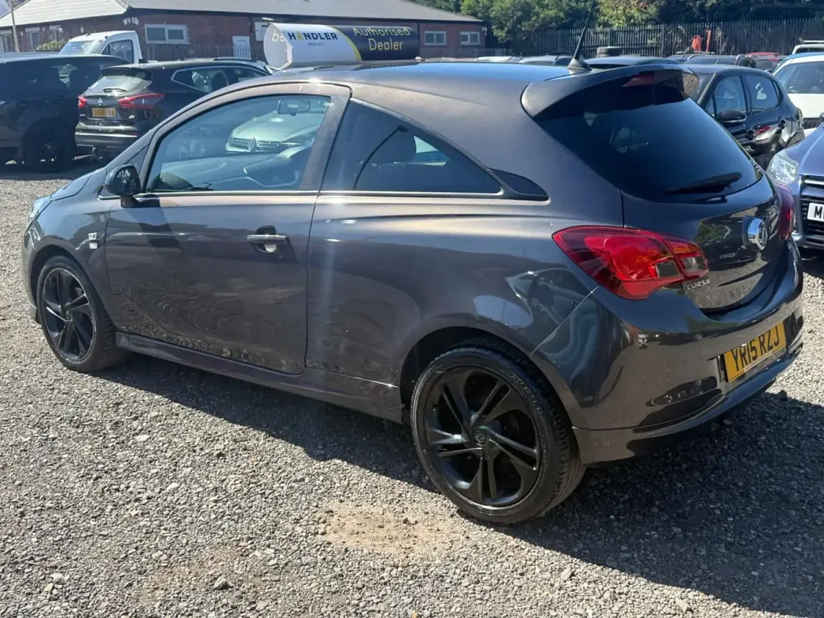 Second-hand Vauxhall Corsa Edition 70 CP (51 kW) 2015 Gri Hatchback