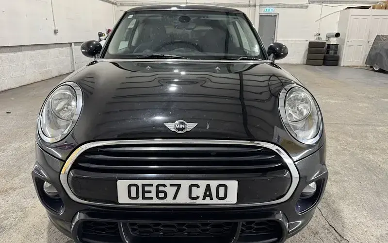 Used Mini Cooper Hatch 136 HP (100 kW) 2017 Black Hatchback