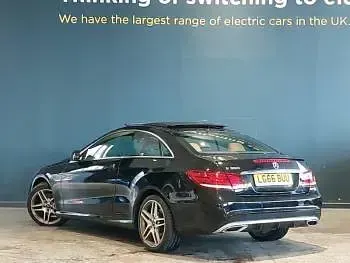 Usado Mercedes E350 AMG line 258 CV (189 kW) 2016 Negro Coupe