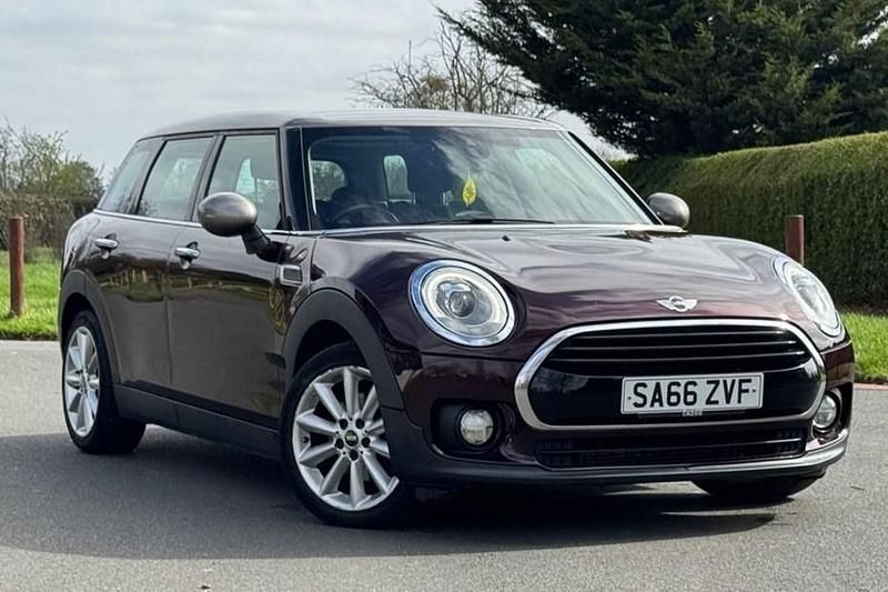 Used Mini Cooper Clubman 136 HP (100 kW) 2016 Red Estate