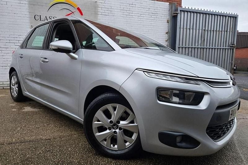 Silver Used 2014 Citroën C4 Picasso VTR Sport MPV | £4,422 (Fair price) - Image 1/1