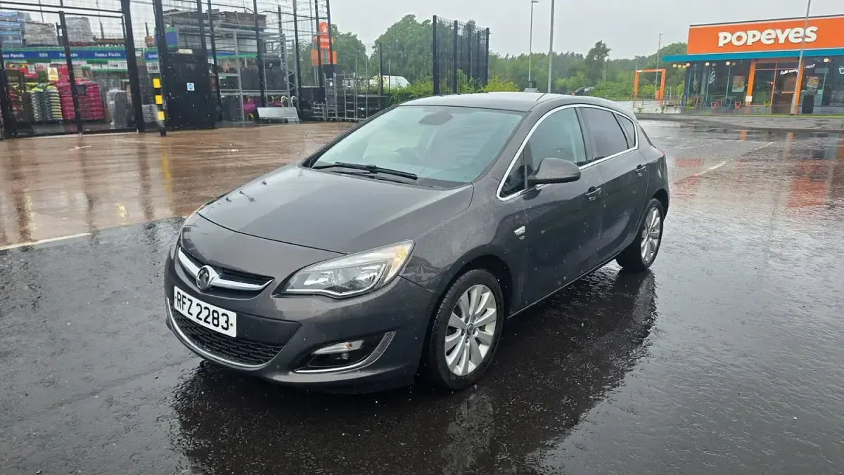 Used Vauxhall Astra Elite 2013 Grey Hatchback