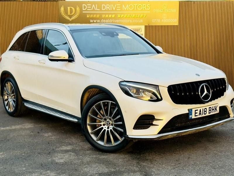 White Used 2018 Mercedes GLC250 AMG line Estate | £18,990 (Fair price) - Image 1/4