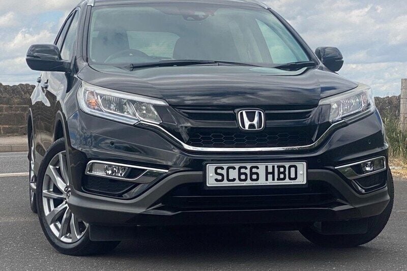 Crystal black Used 2016 Honda CR-V Black Edition SUV | £15,990 (Fair price) - Image 1/1