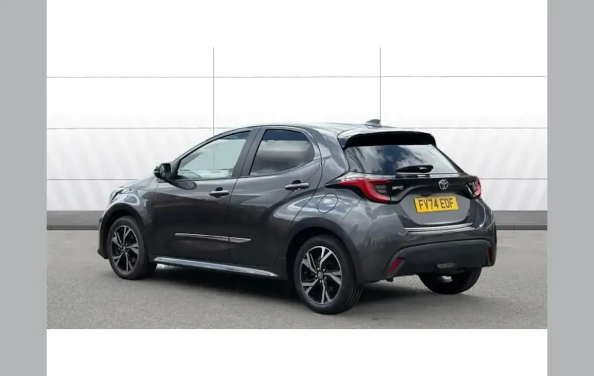 Used Toyota Yaris Design 116 HP (85 kW) 2024 Grey Hatchback