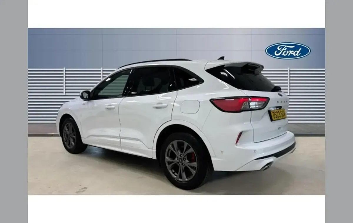 Used Ford Kuga ST-Line 150 HP (110 kW) 2023 White SUV