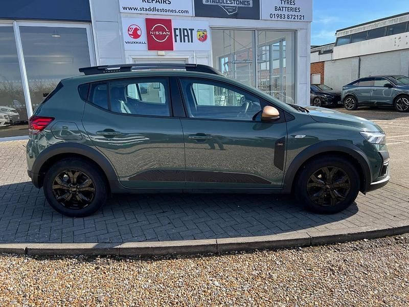 Used Dacia Sandero Extreme 108 HP (79 kW) 2024 Green