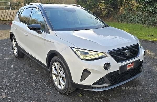 Used Seat Arona FR 2023 White SUV