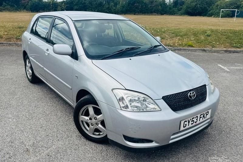 Silver Used 2003 Toyota Corolla T3 Hatchback | £1,990 (Fair price) - Image 1/1