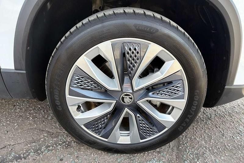 Gebraucht Skoda Karoq SE L 150 PS (110 kW) 2025 Weiß SUV