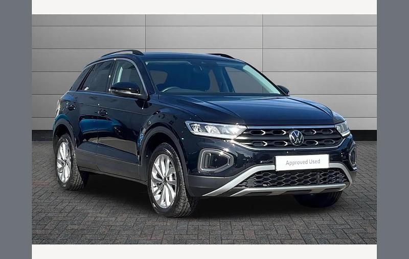Used VW T-Roc Match 150 HP (110 kW) 2025 Black SUV