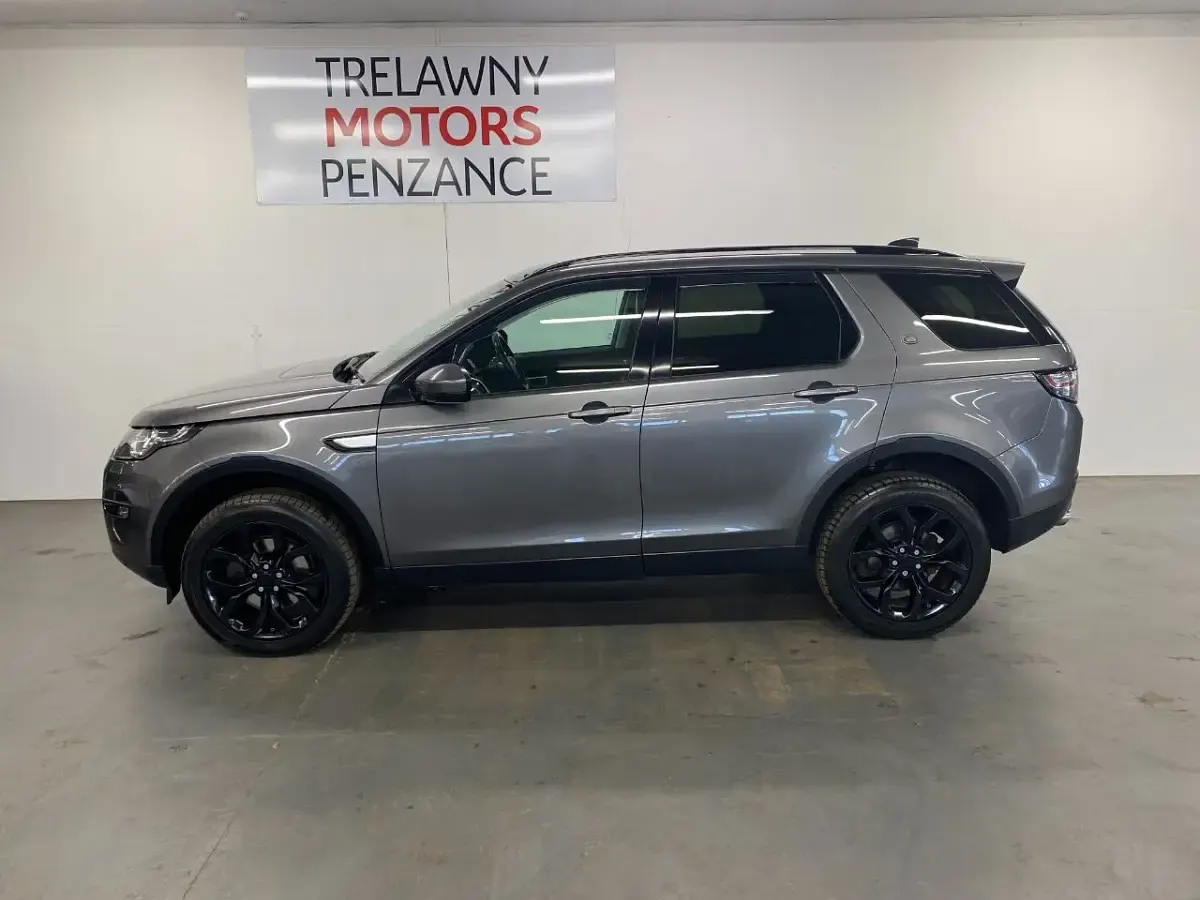 Used Land Rover Discovery 5 HSE 2017 Grey SUV