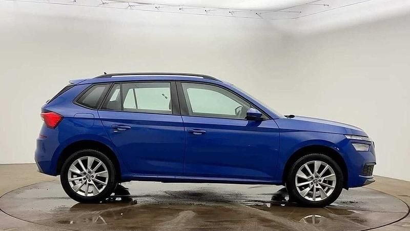 Used Skoda Kamiq SE 94 HP (69 kW) 2023 Energy blue SUV